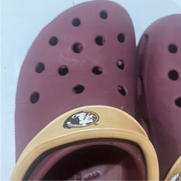 Crocs Florida State Seminoles NCAA Football Team Maroon Logo Unisex Size 12-13 - Picture 12 of 12